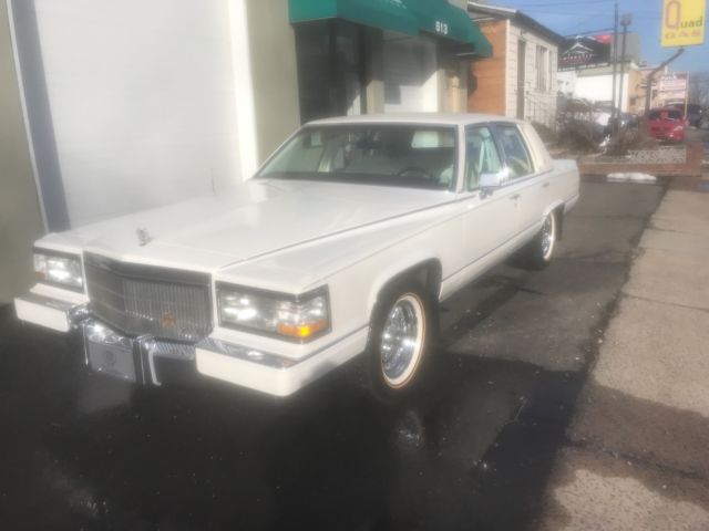 1991 Cadillac Brougham