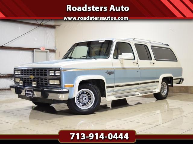 1991 Chevrolet Suburban R1500 2WD