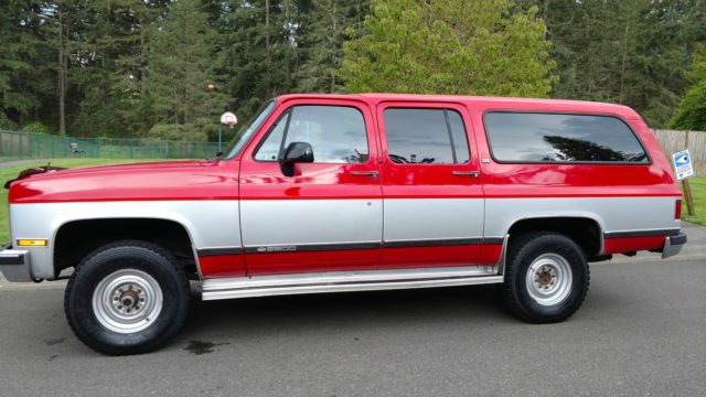1991 Chevrolet Suburban Base Sport Utility 4-Door