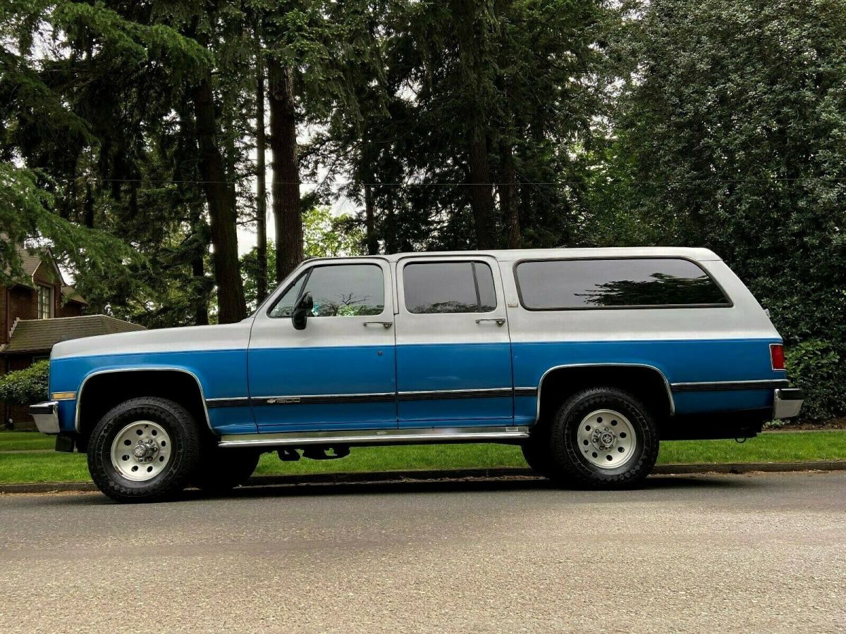 1991 Chevrolet Suburban LS