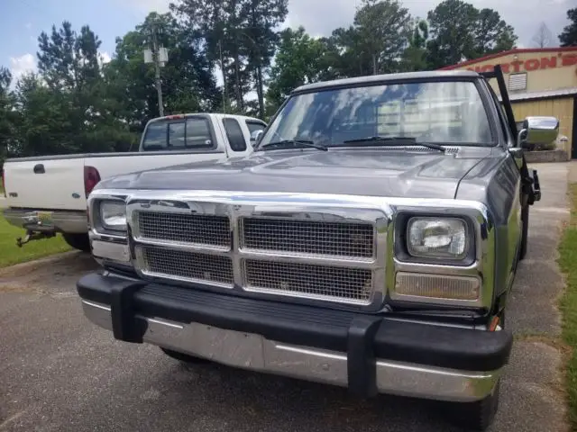 1991 Dodge Ram 2500 LE