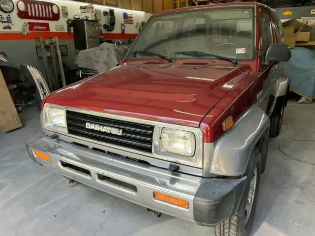 1991 Daihatsu Rocky SE