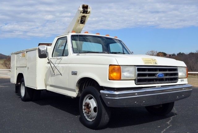 1991 Ford F-350 Standard Cab Bucket Truck