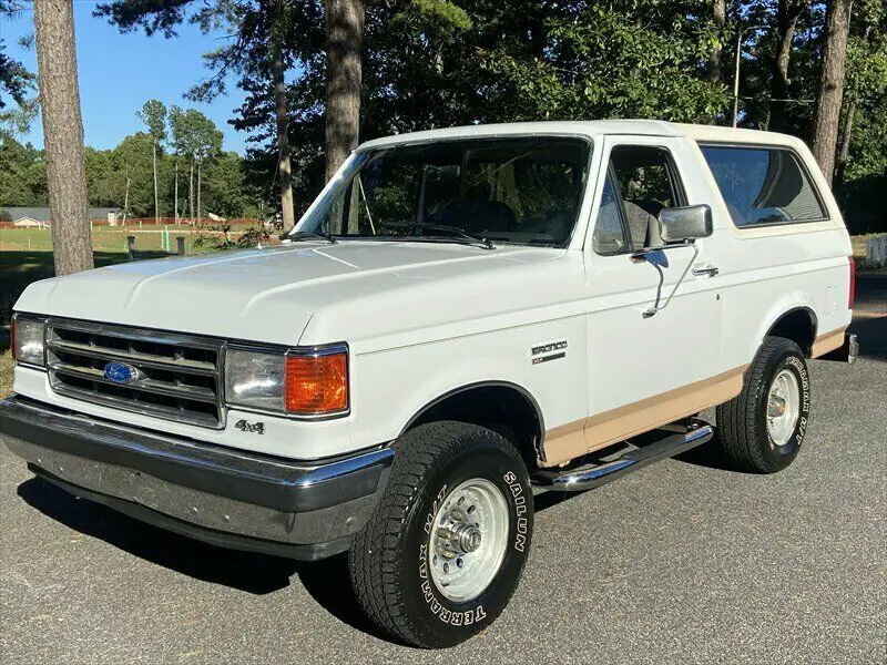 1991 Ford Bronco XLT 2dr