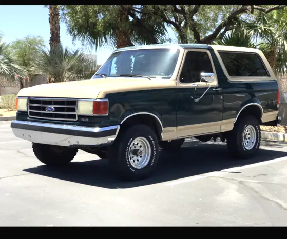 1991 Ford Bronco 2 door suv