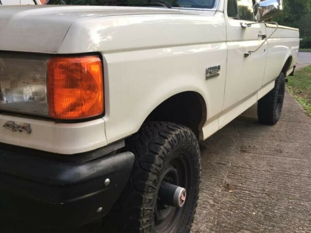 1991 Ford F-250 Standard Cab