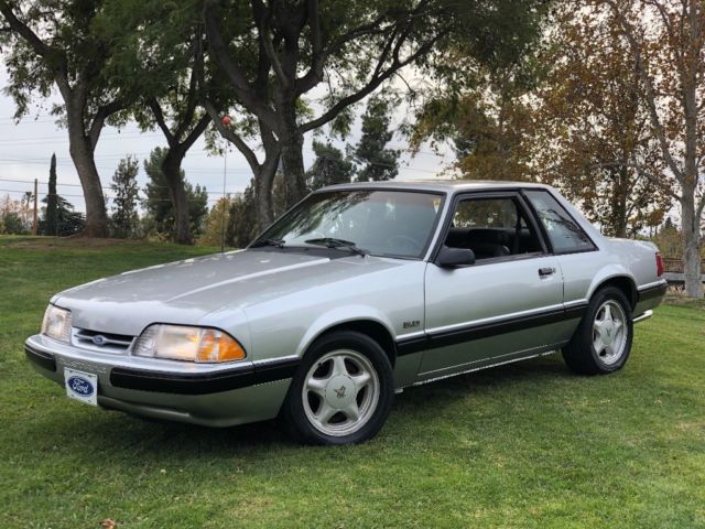 1991 Ford Mustang 5.0 LX Notch back