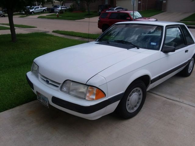 1991 Ford Mustang