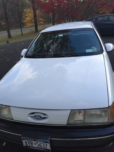 1991 Ford Taurus