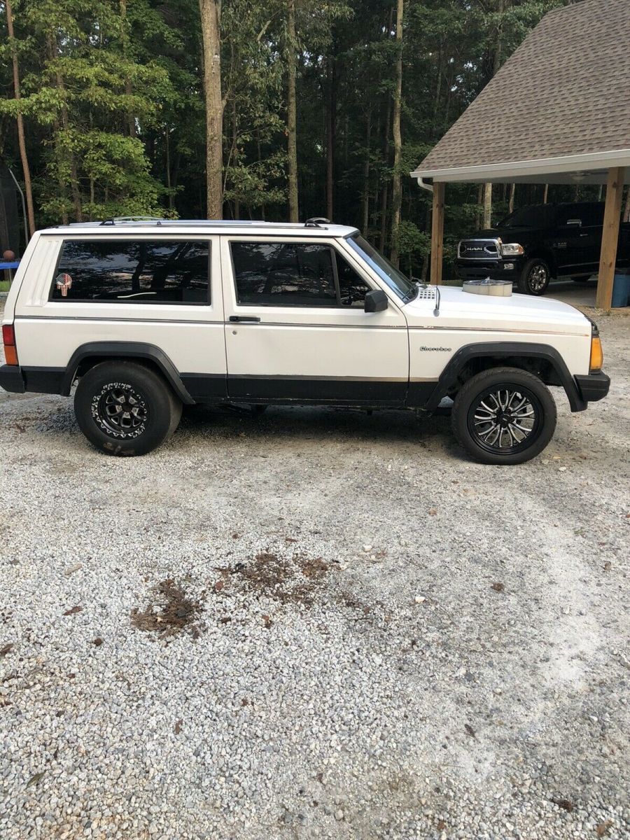 1991 Jeep Cherokee SPORT