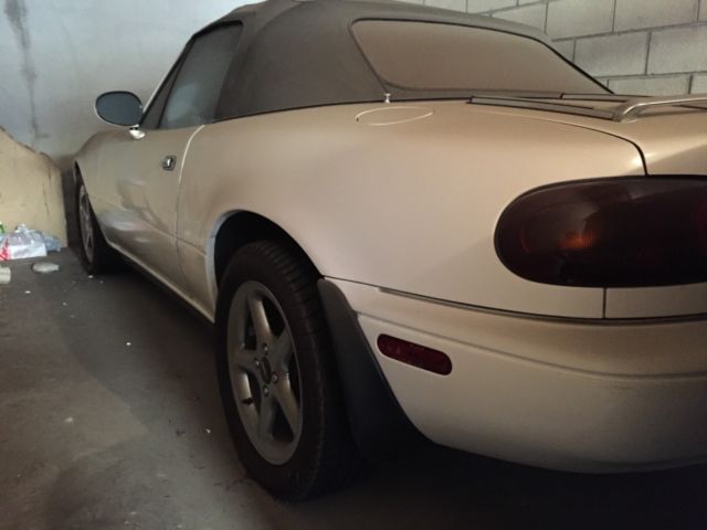 1991 Mazda MX-5 Miata NO RESERVE!