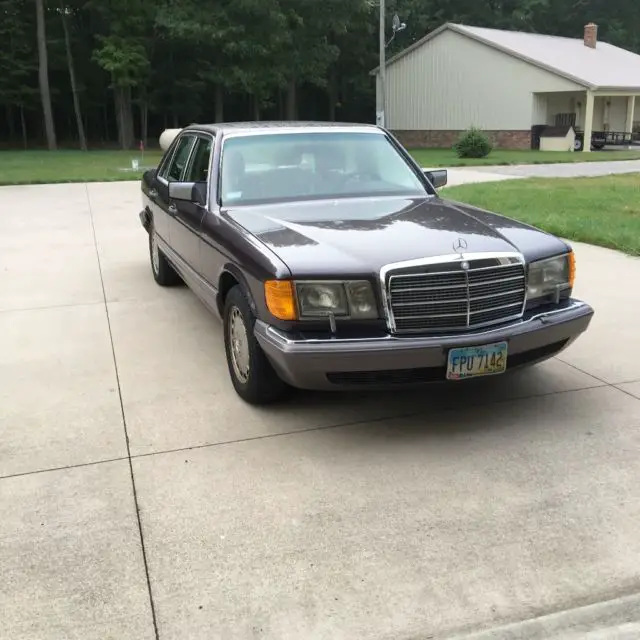 1991 Mercedes-Benz 300-Series