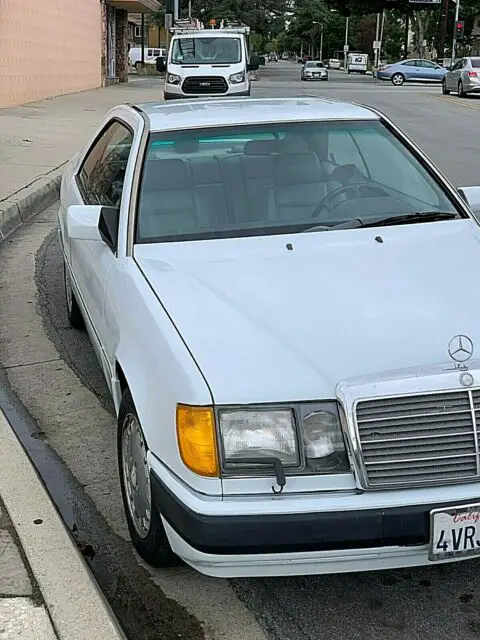 1991 Mercedes-Benz 300-Series C