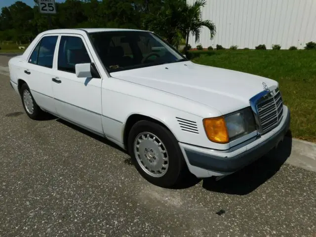 1991 Mercedes-Benz 300-Series