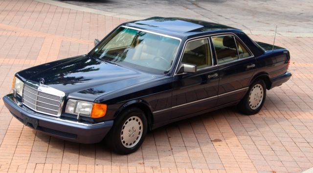 1991 Mercedes-Benz S-Class 300 SE