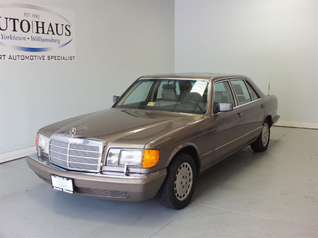 1991 Mercedes-Benz 420 Base Sedan 4-Door