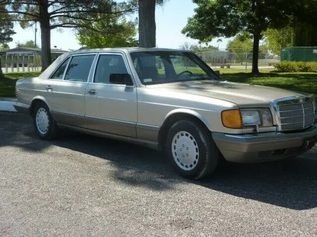 1991 Mercedes-Benz S-Class