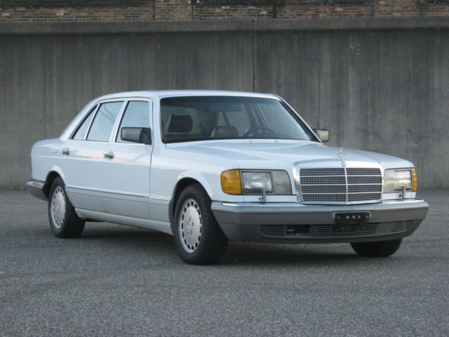 1991 Mercedes-Benz 500-Series 560