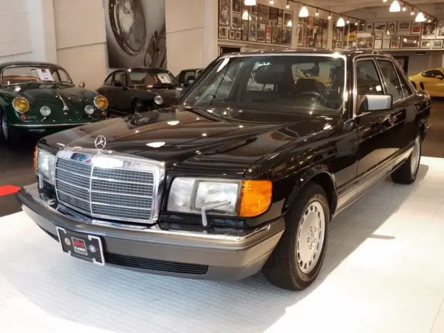 1991 Mercedes-Benz 300 SE