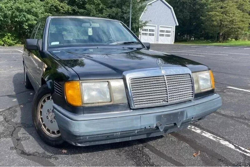 1991 Mercedes-Benz 300-Series D