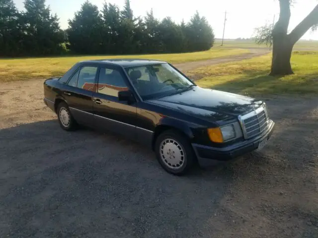 1991 Mercedes-Benz E-Class