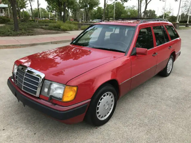 1991 Mercedes-Benz 300-Series 4Matic Wagon 4-Door