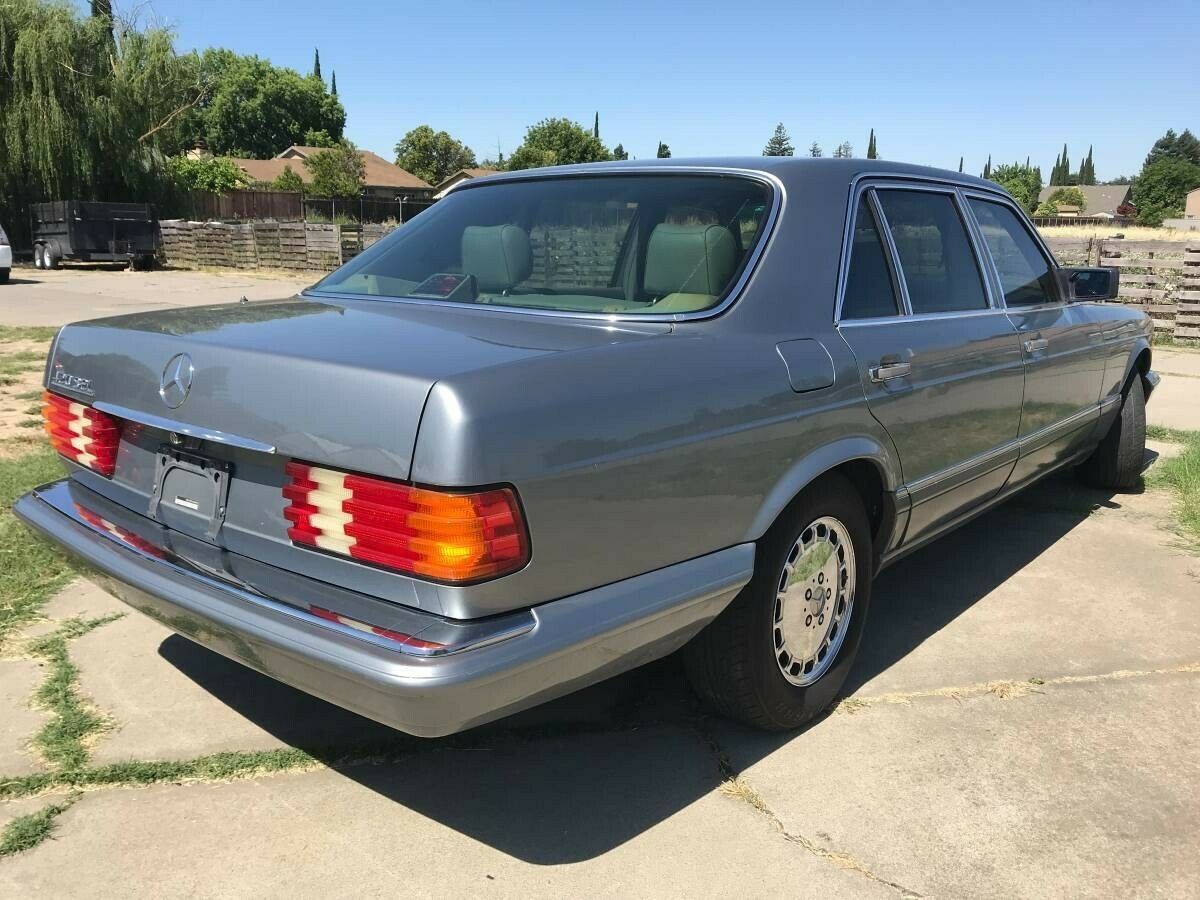 1991 Mercedes-Benz 400-Series 420 SEL