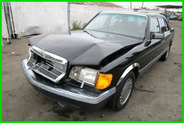 1991 Mercedes-Benz 400-Series 4 Dr