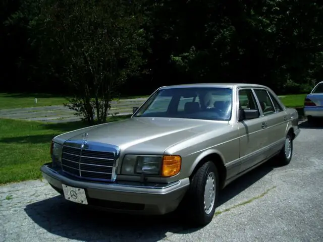 1991 Mercedes-Benz S-Class SEL