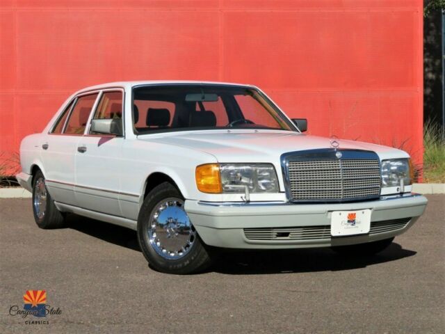 1991 Mercedes-Benz 560 Series 4dr Sedan 560SEL