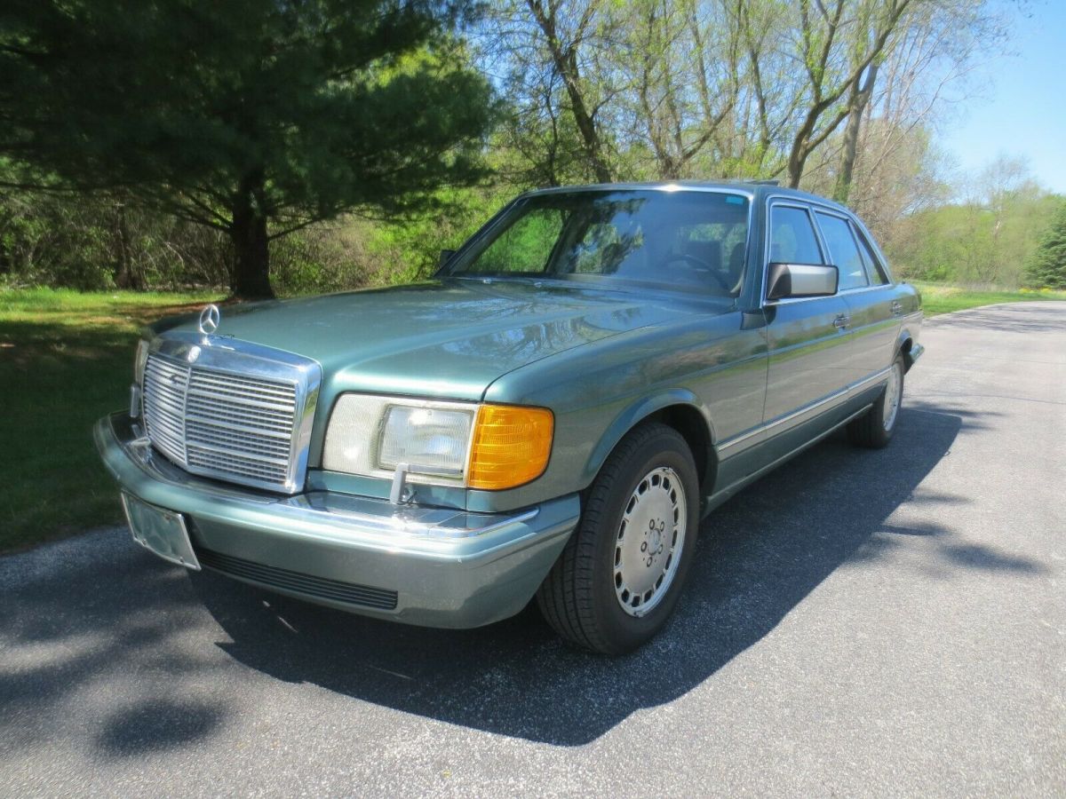 1991 Mercedes-Benz S-Class