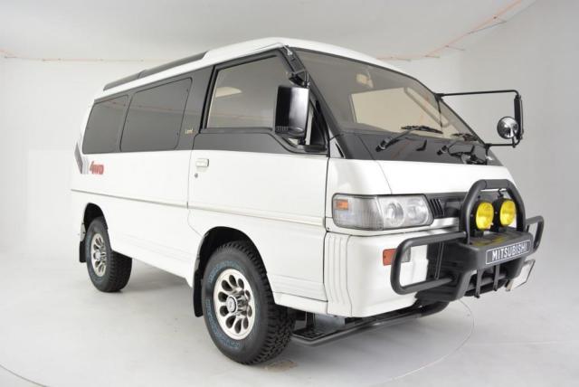 1991 Mitsubishi Delica Exceed Turbo Diesel 4WD