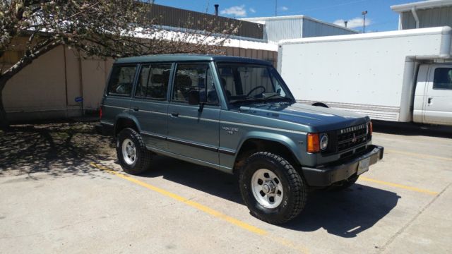 1991 Mitsubishi Montero RS