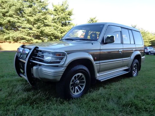 1991 Mitsubishi Montero LIMITED 4X4 TURBO DIESEL