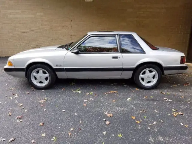 1991 Ford Mustang LX 5.0