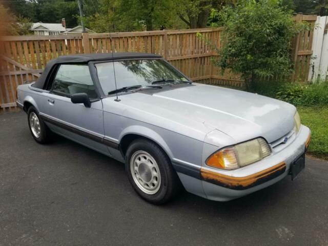 1991 Ford Mustang Convertible