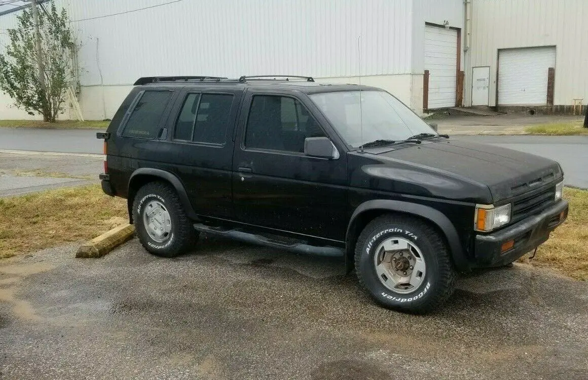 1991 Nissan Pathfinder