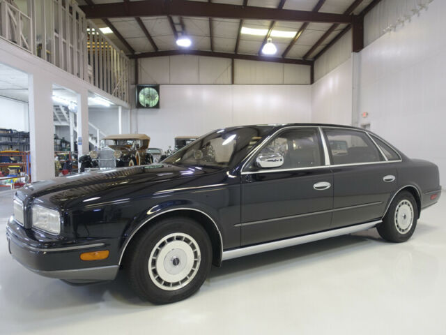 1991 Nissan President Sovereign Luxury Sedan 