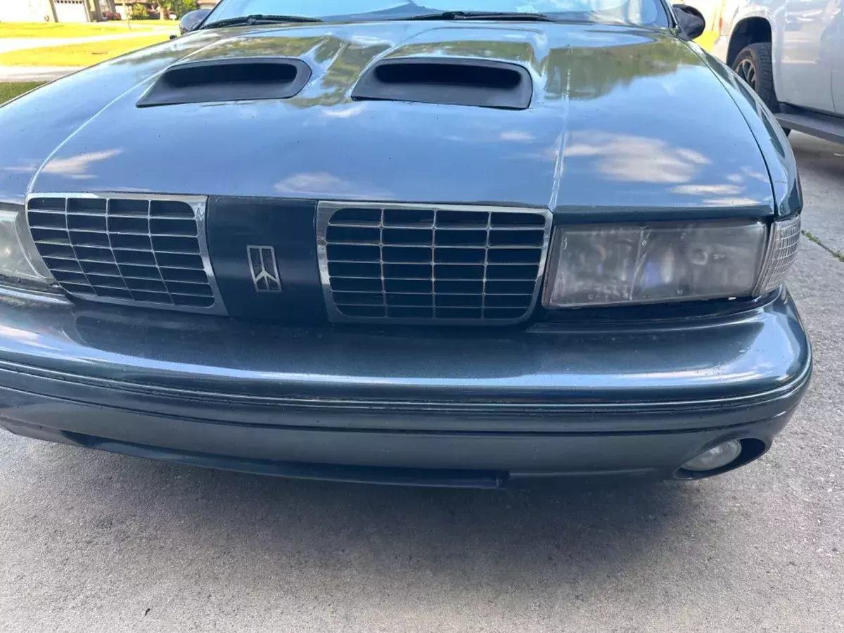 1991 Oldsmobile Custom Cruiser