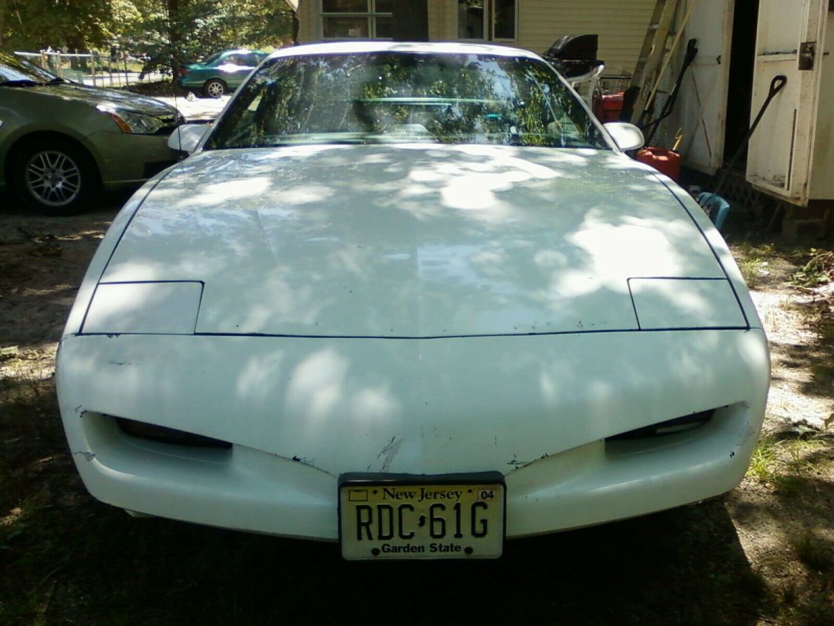 1991 Pontiac Firebird 2dr