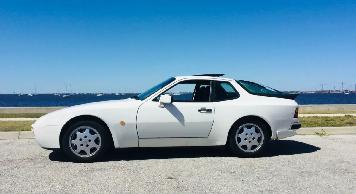 1990 Porsche 944 S