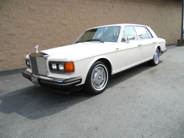 1991 Rolls-Royce Silver Spirit/Spur/Dawn