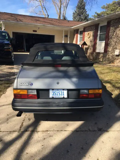 1991 Saab 900 BASE