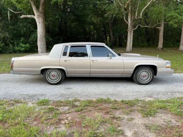 1991 Cadillac Brougham