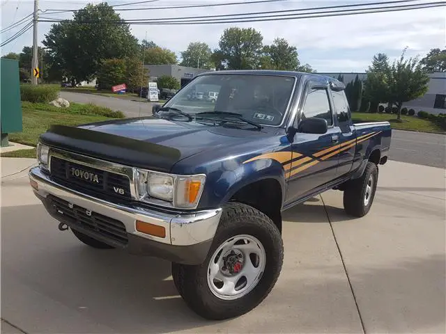 1991 Toyota 4WD Pickups DLX