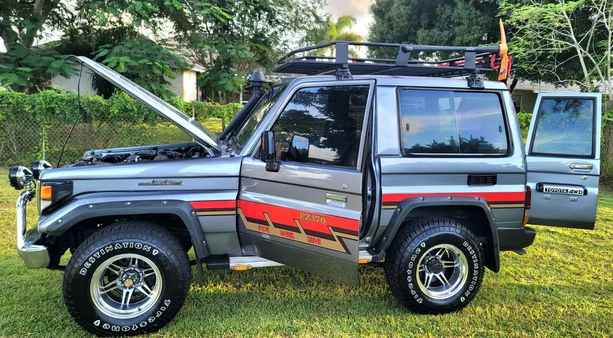 1991 Toyota Land Cruiser PZJ70