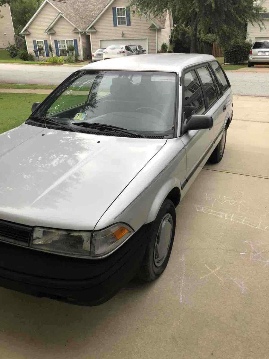 1991 Toyota Corolla DLX