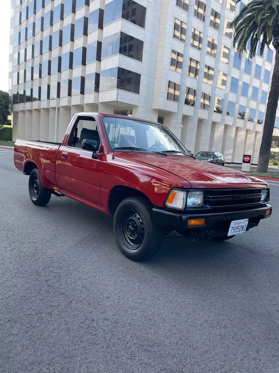 1991 Toyota Pickup 1/2 TON SHORT WHEELBASE