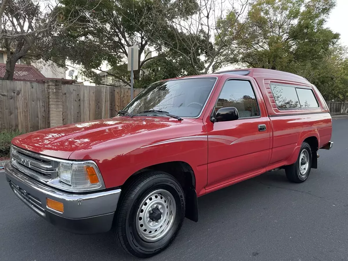 1991 Toyota Pickup original 31,000 miles