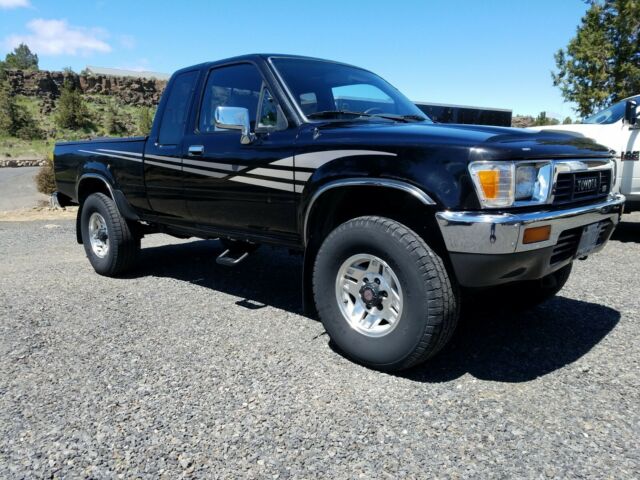 1991 Toyota Pickup SR5